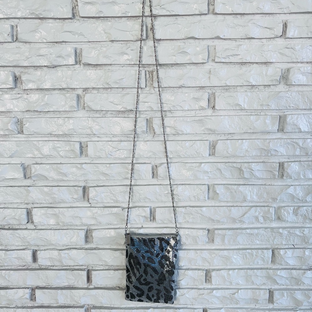 Metal Mesh Mini Crossbody Leopard Pattern - Picture 7 of 9